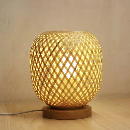 AMMY - Rattan Hand-woven Solid Japanese-style Table Lamp