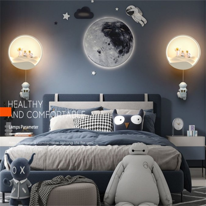 Moony - Astronaut Moon Wall Lamp for Children's Room